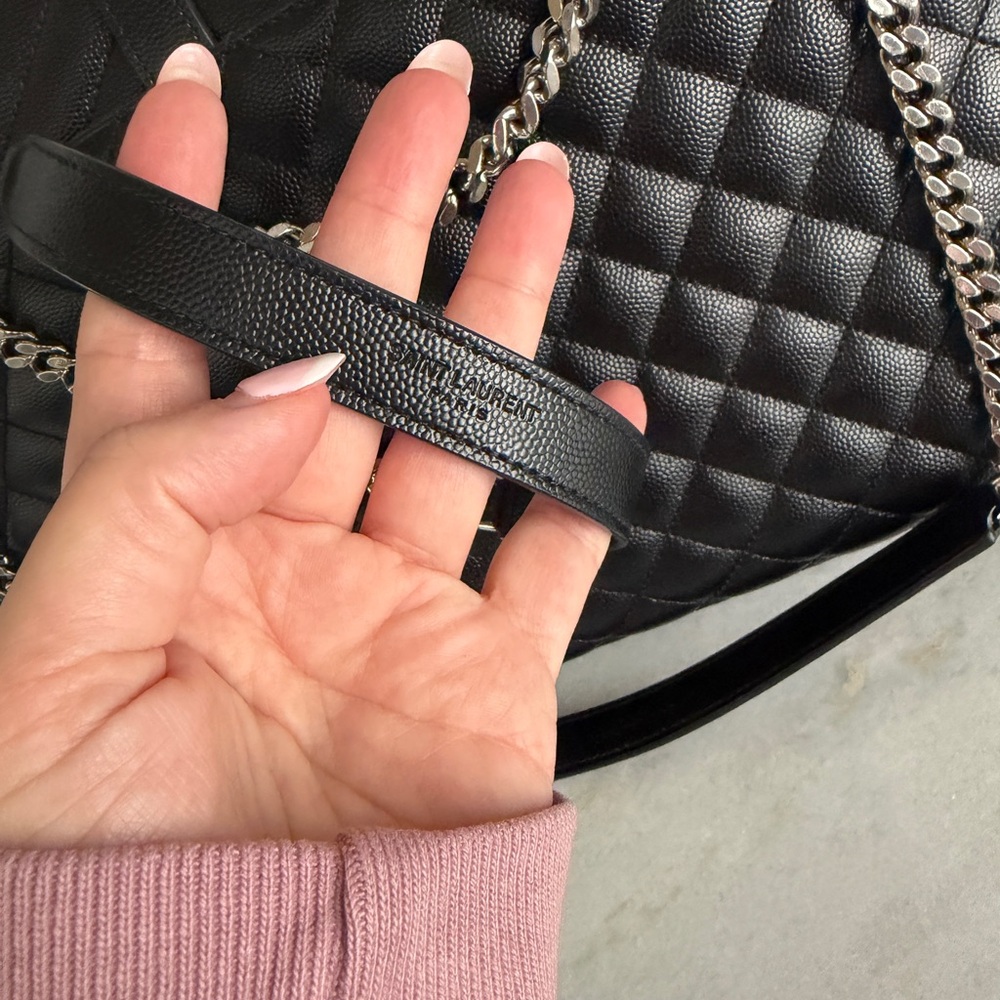 Saint Laurent large envelope Black Quilted Shoulder Bag silver hardware like NEW - Picture 4 of 16